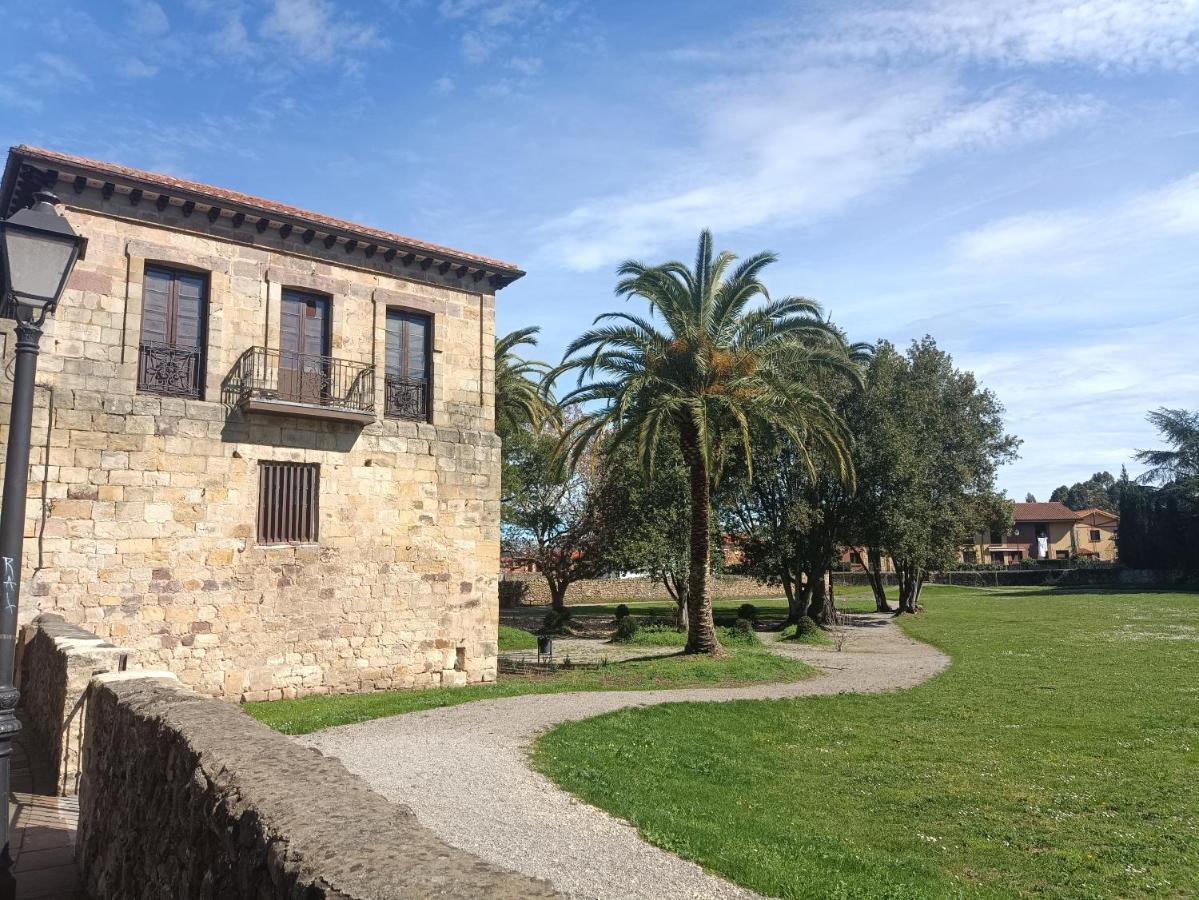 Villaro *